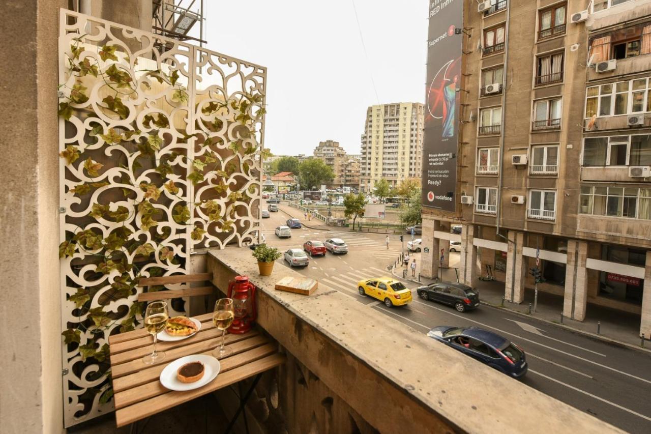 부쿠레슈티 Love.Travel.Explore ♥️Apt W/ Balcony In Old Town 아파트 외부 사진