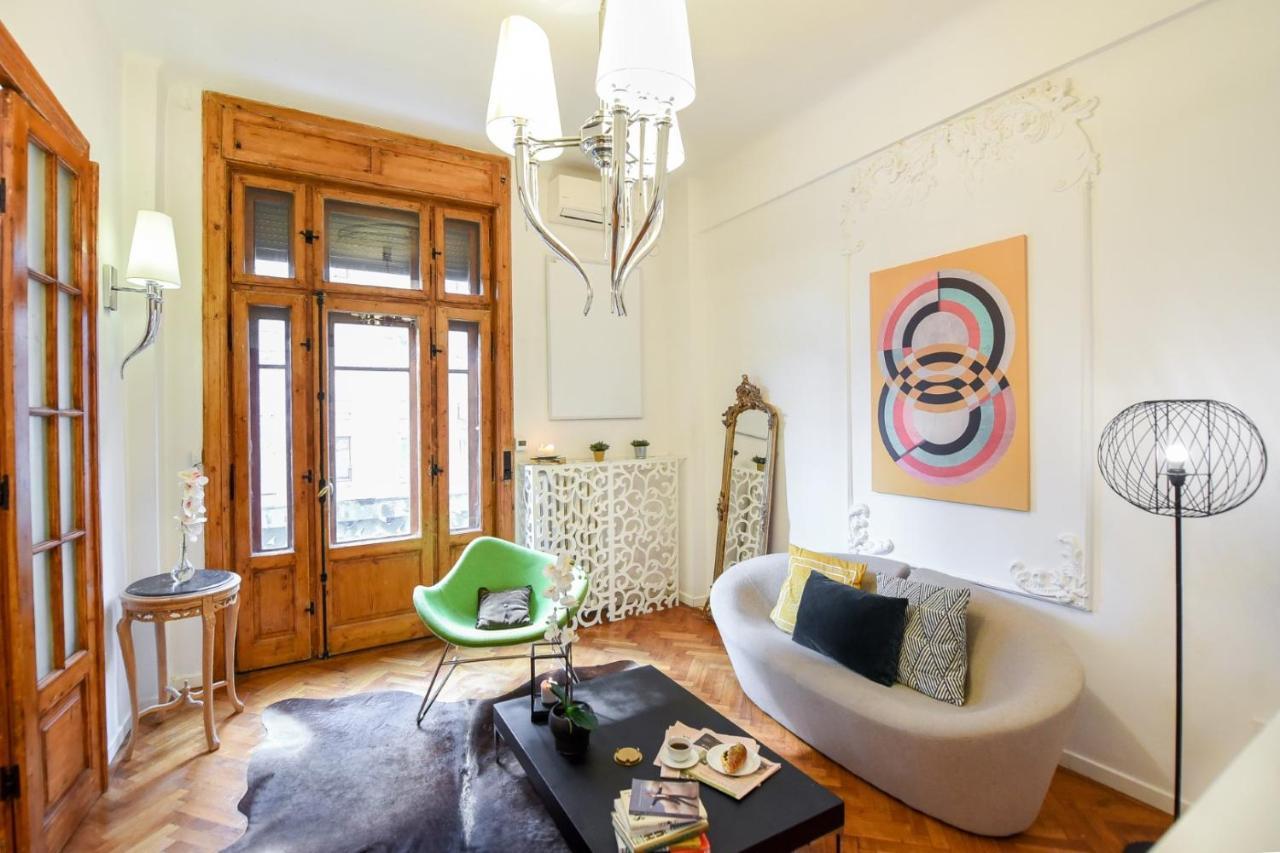 부쿠레슈티 Love.Travel.Explore ♥️Apt W/ Balcony In Old Town 아파트 외부 사진